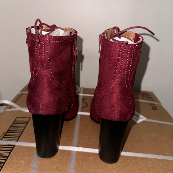 Booties - Picture 4 of 4